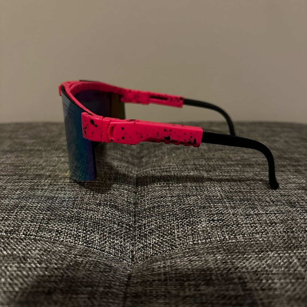 Pink PIT VIPERS - Picture 4 of 4